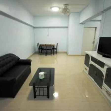 Cozy Loft Hostel Pattaya