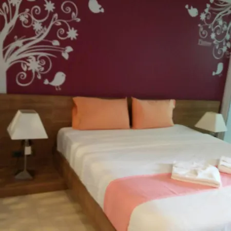 Pintree Apartment Pattaya