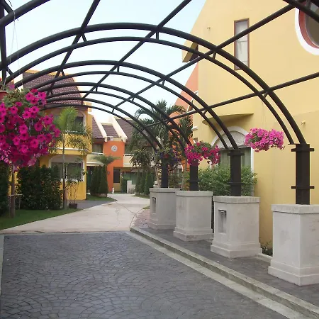 The Victoria 4*
