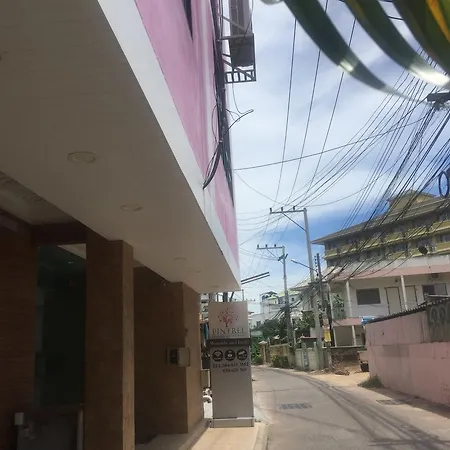 Pintree Apartment