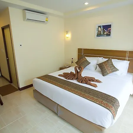 Iris Hotel Pattaya