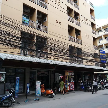 Hotel Nikom Court