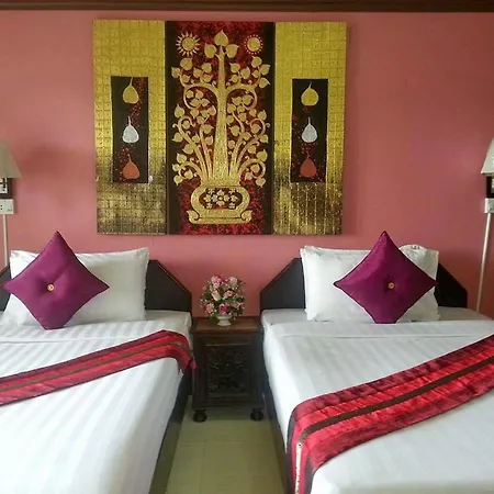 The Sun & Hotel 3*