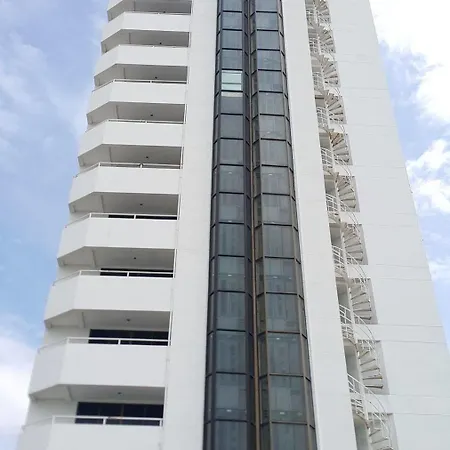 Centre Hotel 3*