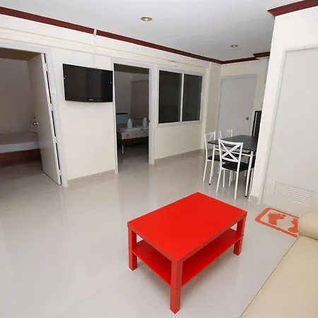 Cozy Loft Hostel Pattaya