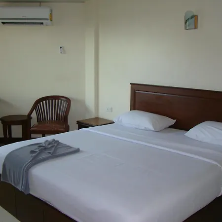 Twin Palms Pattaya, Sha Extra Certified Hotel