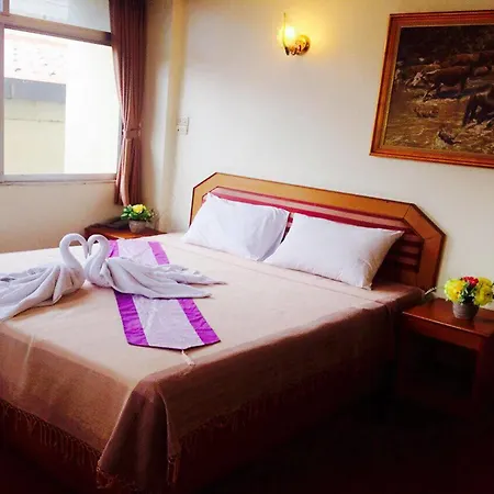 Shagwell Mansions Hotel