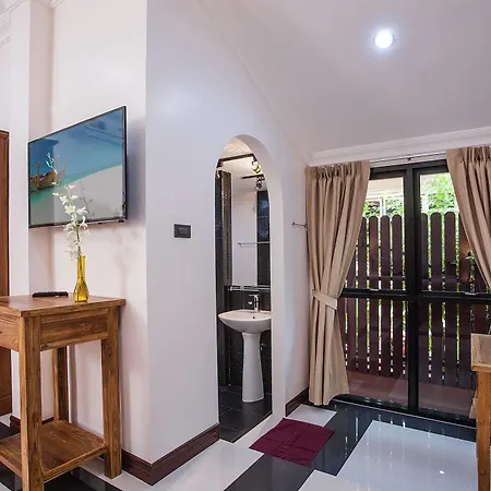 Baan Chatmanee Pattaya
