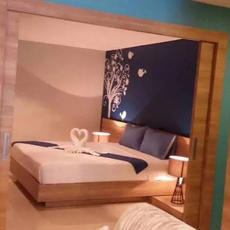 Pintree Apartment