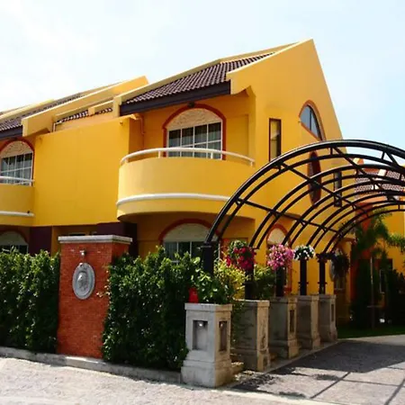 The Victoria 4* Pattaya
