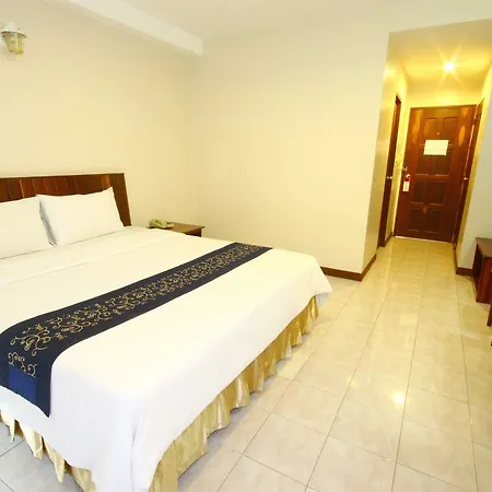 Eastiny Plaza 3* Pattaya