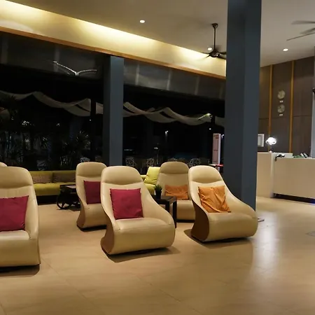 Woraburi & Hotel 4*