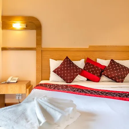 Hotel Eastiny Plaza 3*