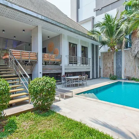 Royale Grand Villa *