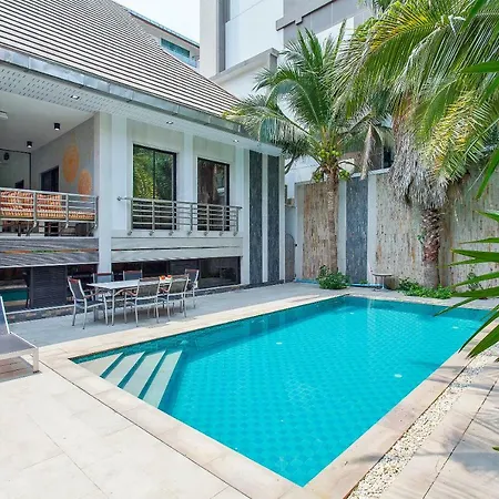 Royale Grand Villa Pattaya