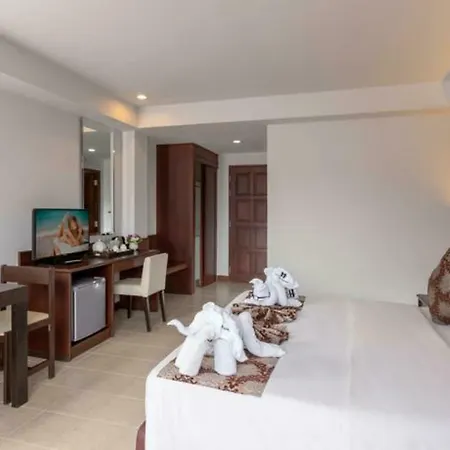 Hotel Holiday