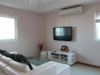 Rm Wiwat Apartment Pattaya