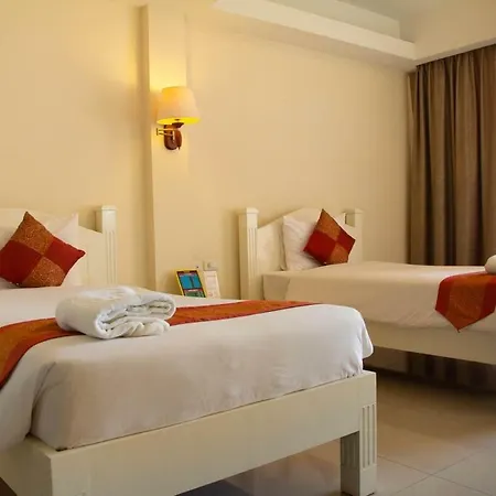 Sunsmile Hotel 3*