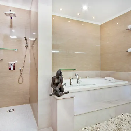 Villa Royale Grand *