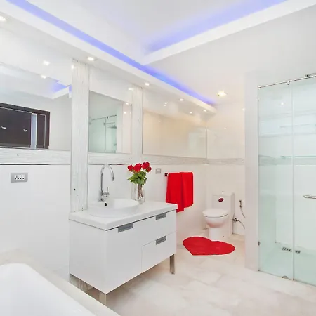Royale Grand * Pattaya