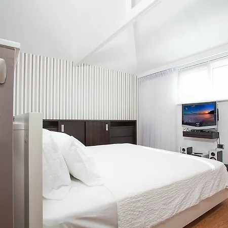 Pratumnak Regal * Pattaya