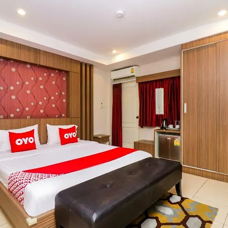 Oyo 146 Rivana Boutique By Sandara Hotel