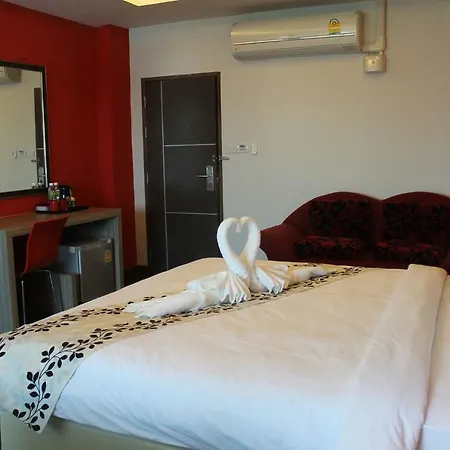 Chariot Hotel