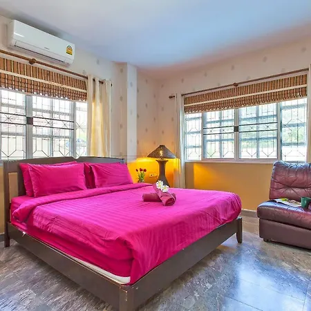 Villa Baan Chokdee - 5 Bed - Private Pool