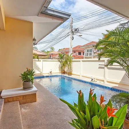 Villa Baan Chokdee - 5 Bed - Private Pool *