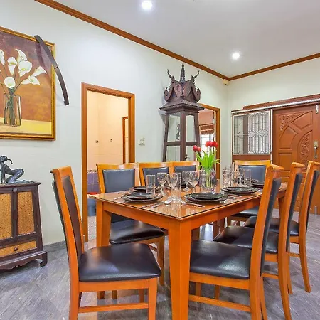 Baan Chokdee - 5 Bed - Private Pool Pattaya