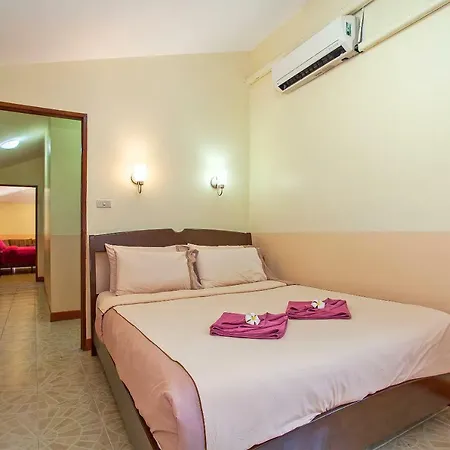 Baan Chokdee - 5 Bed - Private Pool Villa