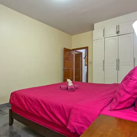 Villa Baan Chokdee - 5 Bed - Private Pool Pattaya