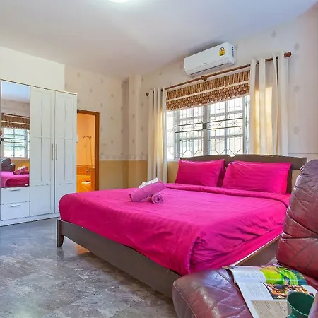 Villa Baan Chokdee - 5 Bed - Private Pool