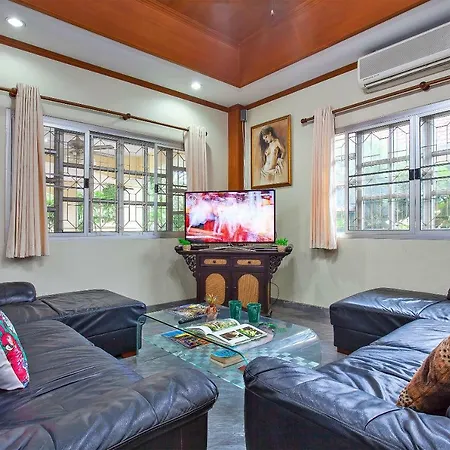Villa Baan Chokdee - 5 Bed - Private Pool Pattaya