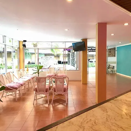 At Nine Hotel 2*