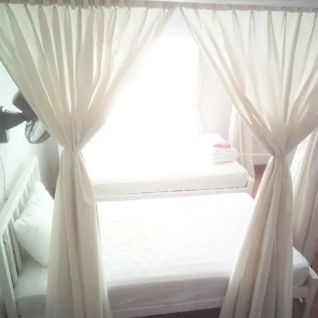 Anna Hostel