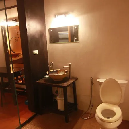 Apartment 6 Tower *