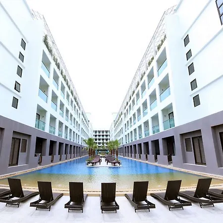 Woraburi & Hotel 4*