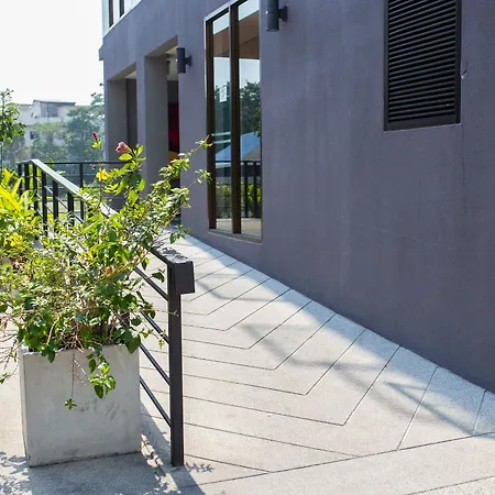 Hotel Woraburi & 4*