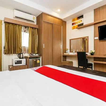 Hotel Oyo 146 Rivana Boutique By Sandara Pattaya