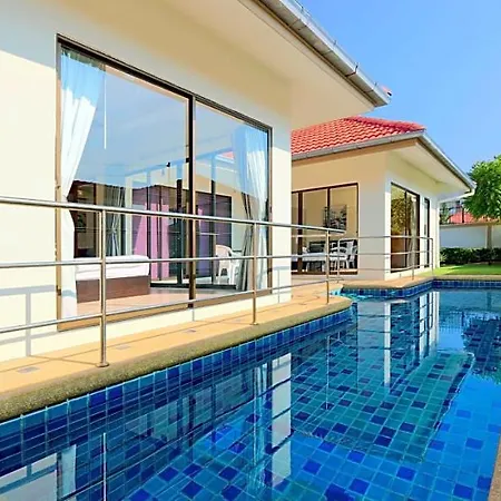 Avoca Pool