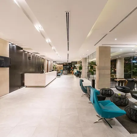 Vista Hotel 4*