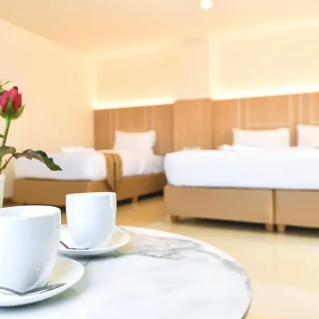 Iris Palace Pattaya