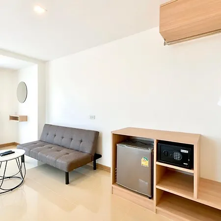 Iris Palace Hotel 5*