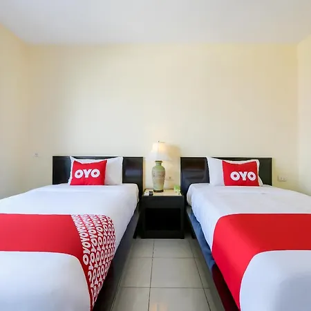 Oyo 463 Tycoon Place 3* Pattaya