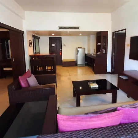 Hotel Grand 2*