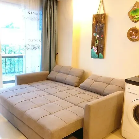 At Soi Buakao 15 By Grand Ave B Apartment Pattaya
