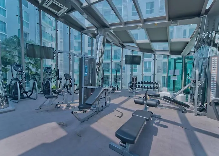 Getaway Studio In City Center Residence