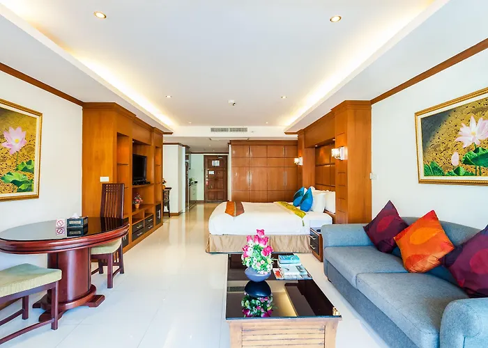 Tara Court Hotel