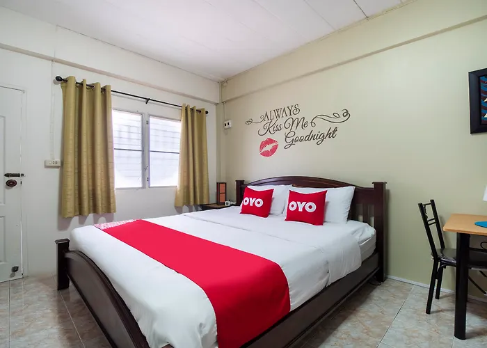 Oyo 838 Aromdee Apartment